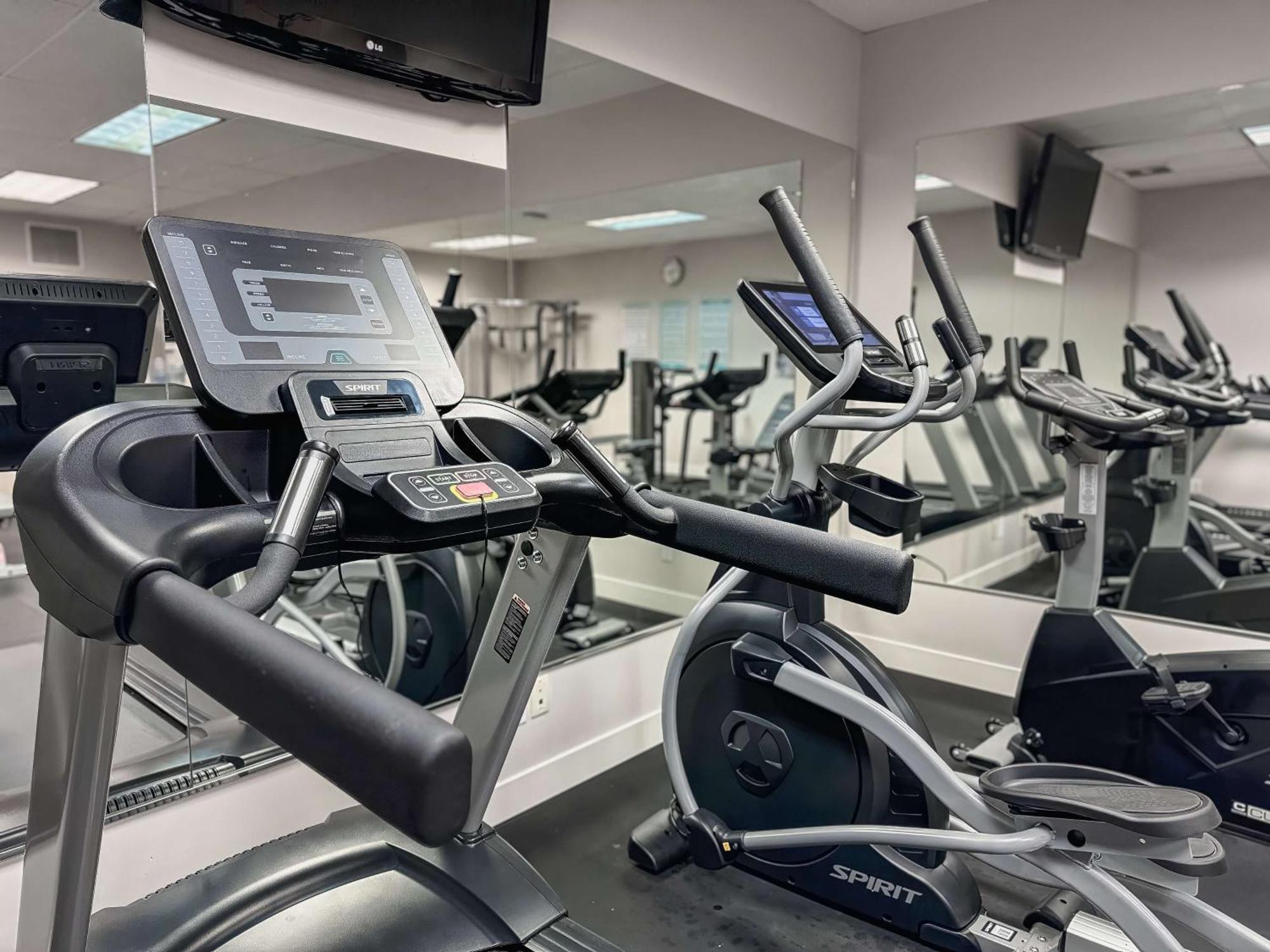Coast Abbotsford Hotel & Suites Εξωτερικό φωτογραφία