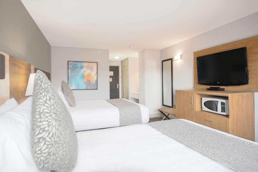 Coast Abbotsford Hotel & Suites Δωμάτιο φωτογραφία
