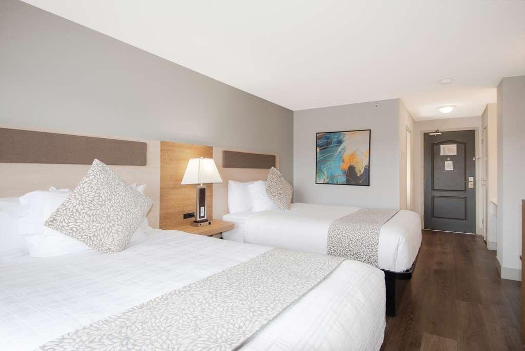 Coast Abbotsford Hotel & Suites Δωμάτιο φωτογραφία
