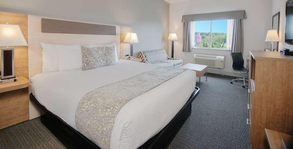 Coast Abbotsford Hotel & Suites Δωμάτιο φωτογραφία