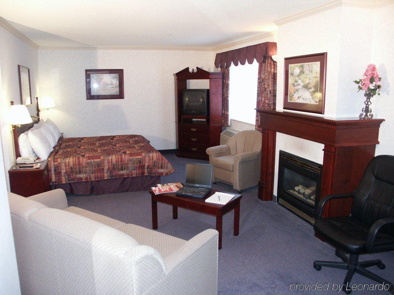 Coast Abbotsford Hotel & Suites Δωμάτιο φωτογραφία
