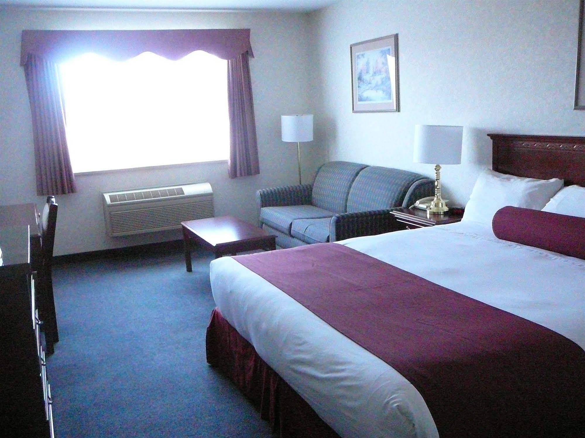 Coast Abbotsford Hotel & Suites Εξωτερικό φωτογραφία