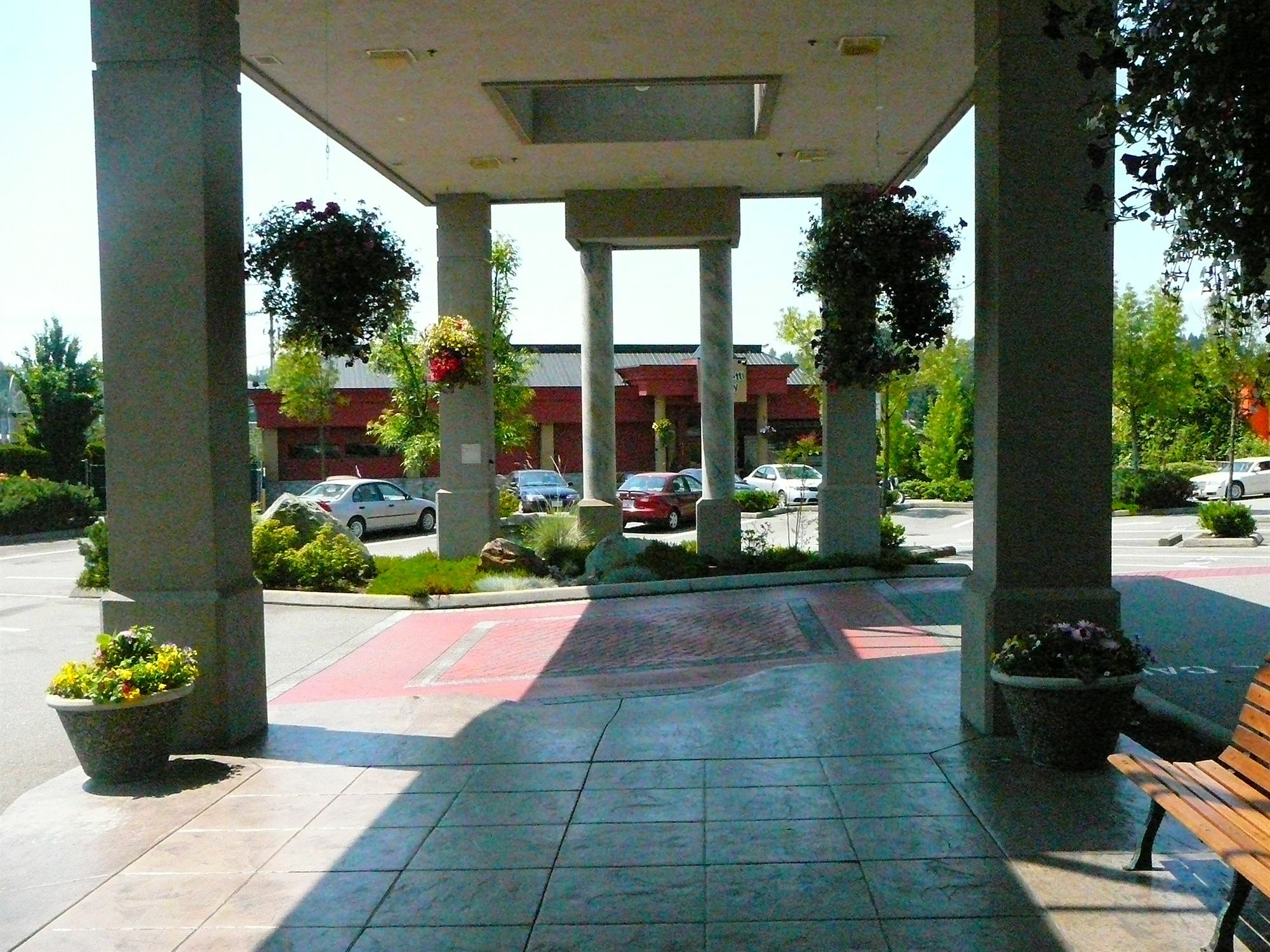 Coast Abbotsford Hotel & Suites Εξωτερικό φωτογραφία